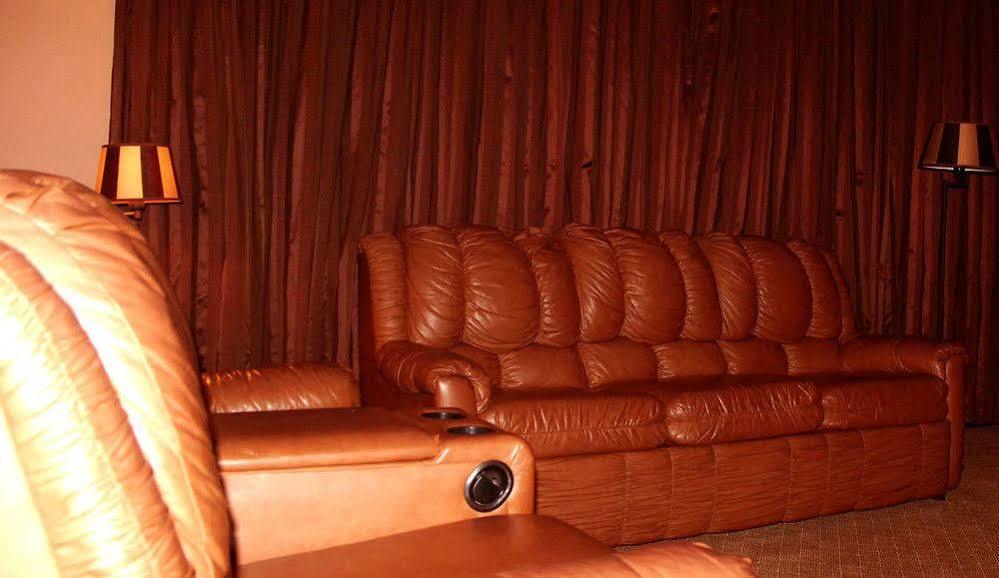 Hotel Elegance Nv Paramaribo Dış mekan fotoğraf